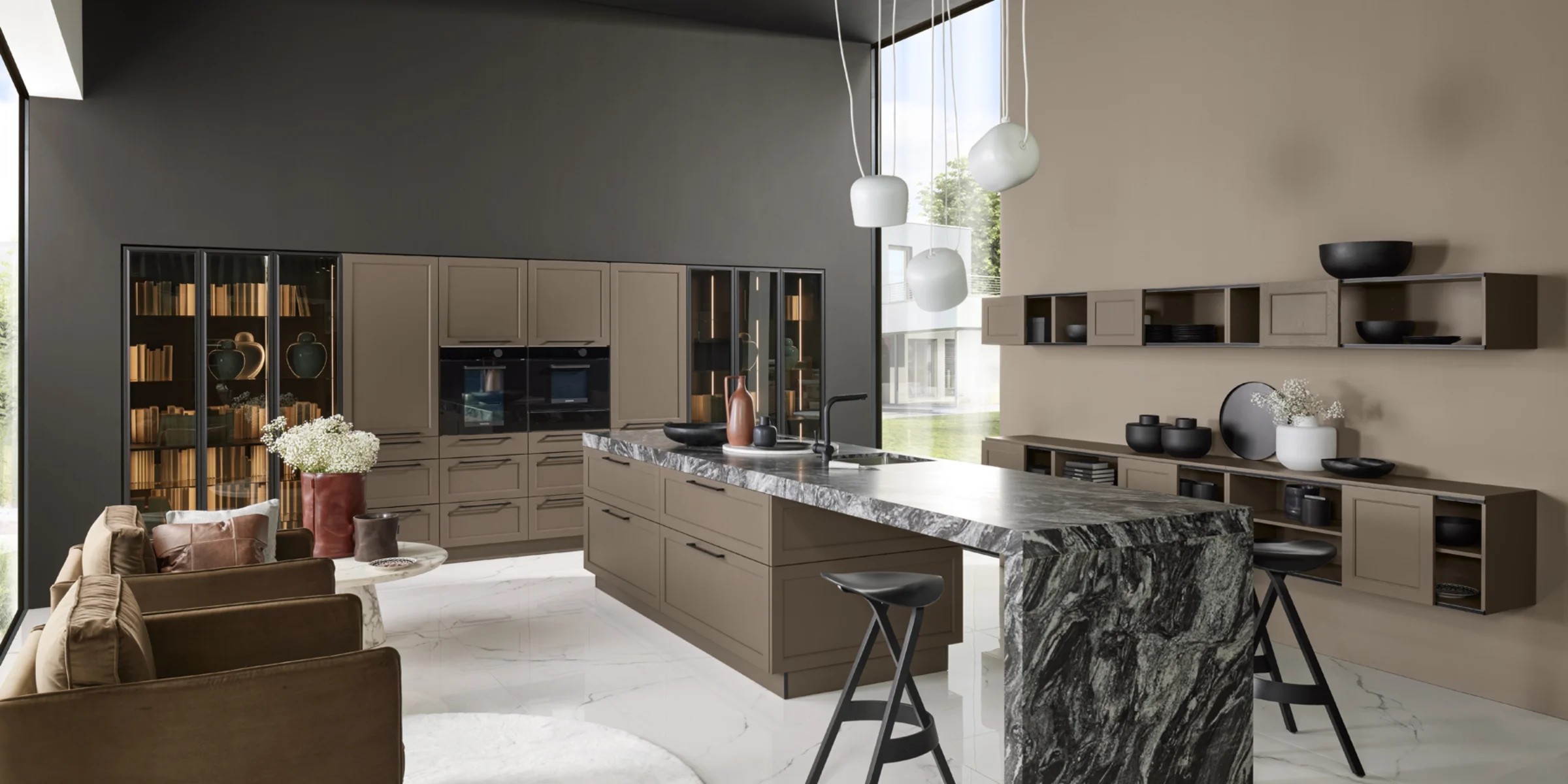 Cucina moderna con isola e dettagli in marmo, Nolte Kitchen.